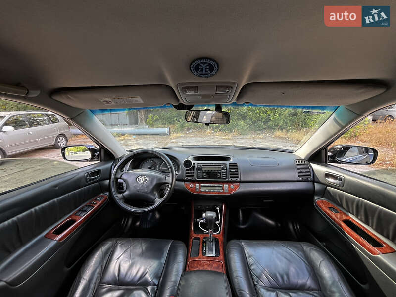 Седан Toyota Camry 2002 в Одессе