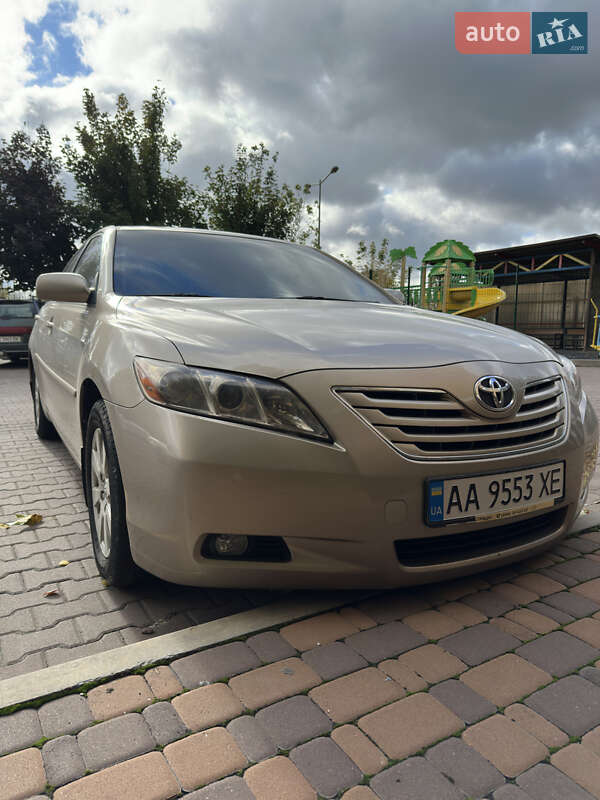Toyota Camry 2007