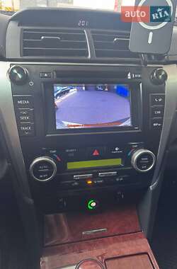 Седан Toyota Camry 2013 в 