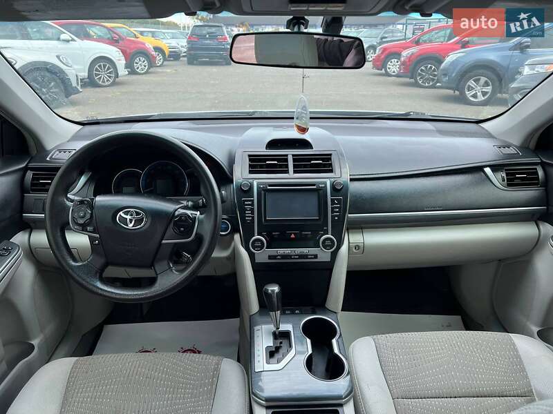 Седан Toyota Camry 2013 в Одесі