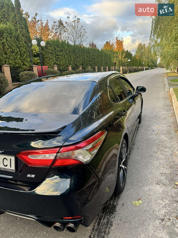 Седан Toyota Camry 2018 в Киеве фото 4 Седан Toyota Camry 2018 в Киеве