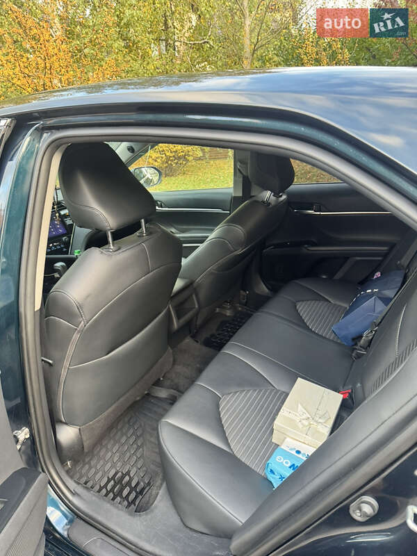 Седан Toyota Camry 2018 в Киеве фото 7 Седан Toyota Camry 2018 в Киеве