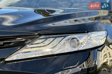 Седан Toyota Camry 2020 в 