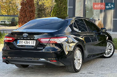 Седан Toyota Camry 2020 в 
