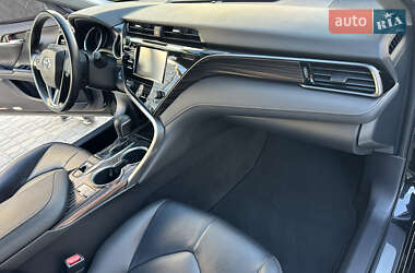Седан Toyota Camry 2020 в 
