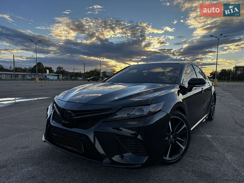 Седан Toyota Camry 2018 в Одесі
