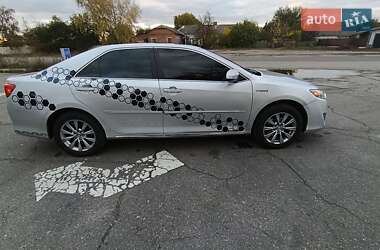 Седан Toyota Camry 2013 в 