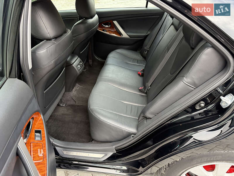 Седан Toyota Camry 2008 в Кременце фото 40 Седан Toyota Camry 2008 в Кременце