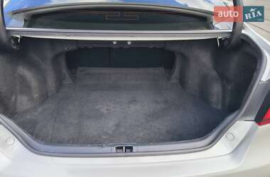 Седан Toyota Camry 2015 в 
