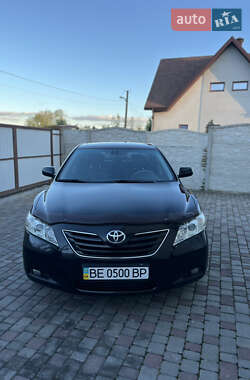 Седан Toyota Camry 2008 в Николаеве