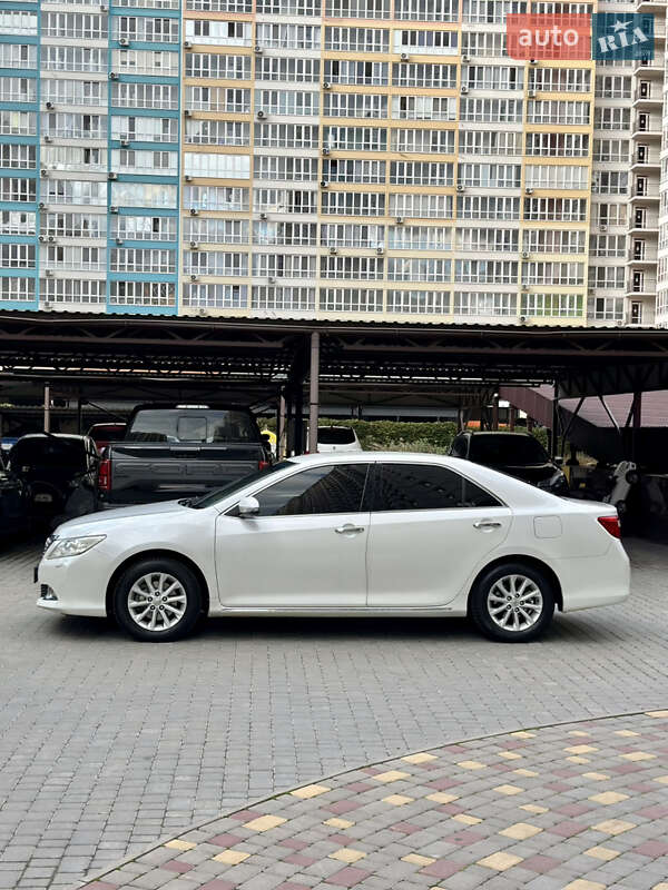 Седан Toyota Camry 2012 в Одессе