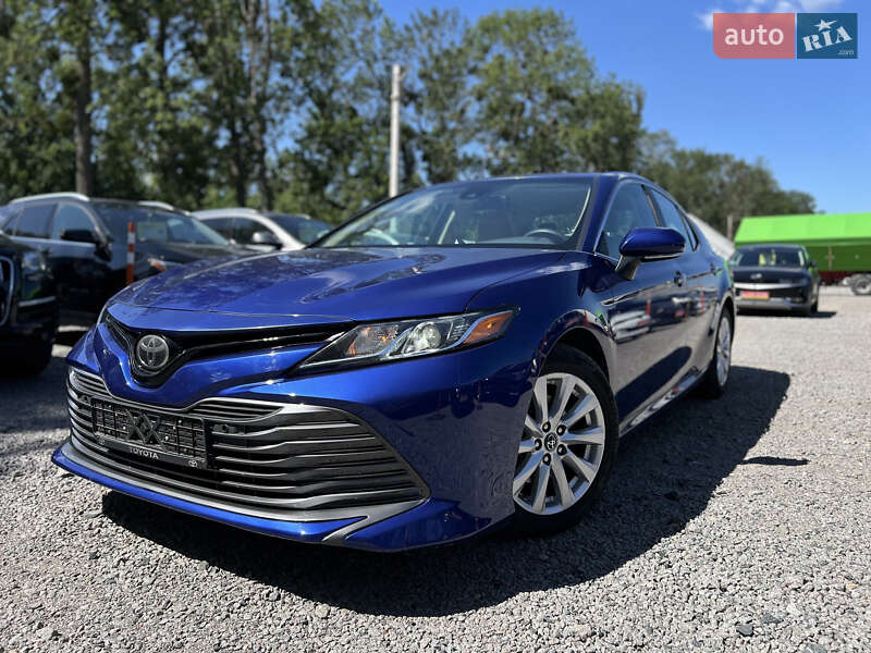 Toyota Camry 2017
