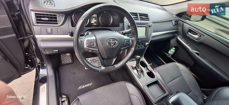 Седан Toyota Camry 2017 в Киеве фото 37 Седан Toyota Camry 2017 в Киеве