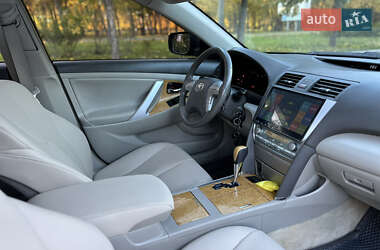 Седан Toyota Camry 2007 в 