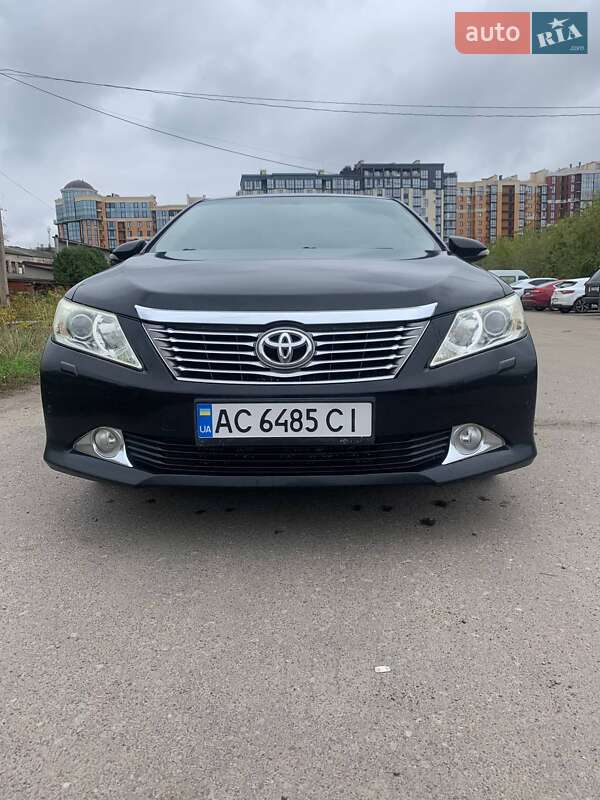 Седан Toyota Camry 2012 в Луцке фото 11 Седан Toyota Camry 2012 в Луцке