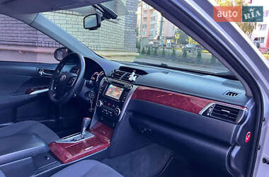 Седан Toyota Camry 2011 в 