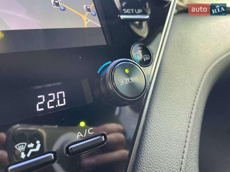 Седан Toyota Camry 2019 в Одесі