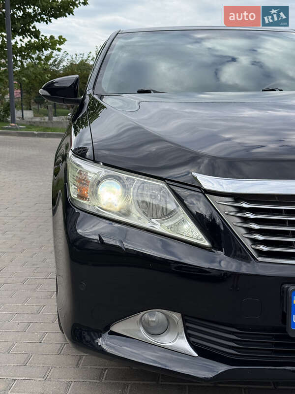 Седан Toyota Camry 2012 в Киеве