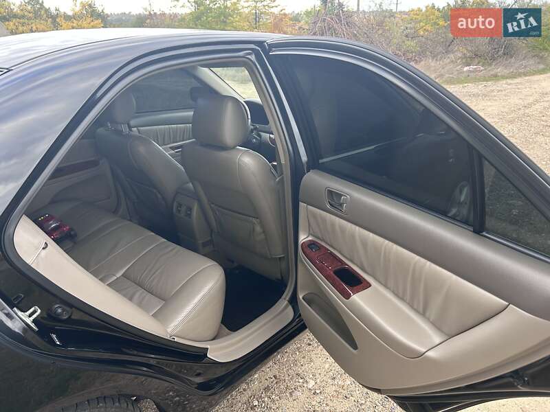 Седан Toyota Camry 2006 в Рені