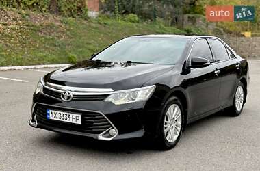 Седан Toyota Camry 2015 в Харкові
