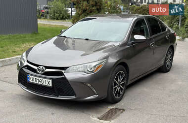 Седан Toyota Camry 2016 в Виннице
