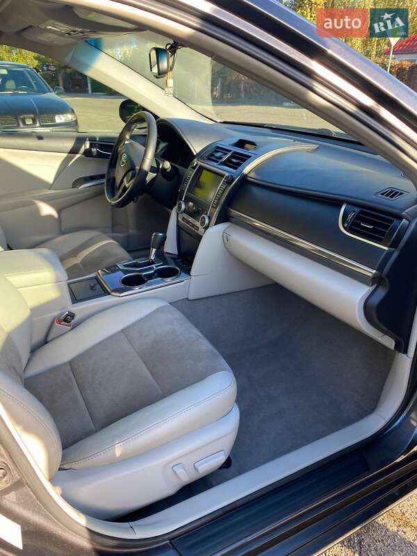 Седан Toyota Camry 2013 в Броварах фото 24 Седан Toyota Camry 2013 в Броварах