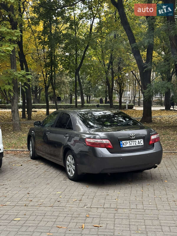 Седан Toyota Camry 2008 в Дніпрі