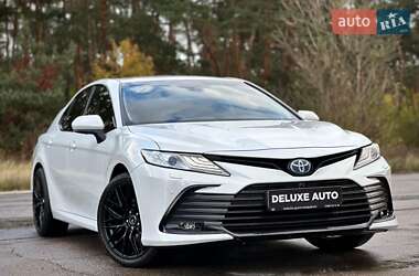 Седан Toyota Camry 2021 в 