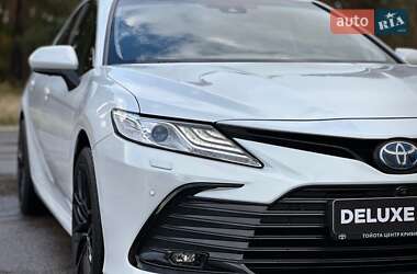 Седан Toyota Camry 2021 в 