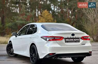 Седан Toyota Camry 2021 в 