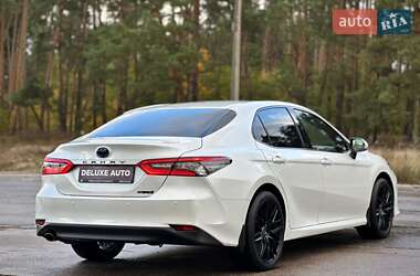 Седан Toyota Camry 2021 в 