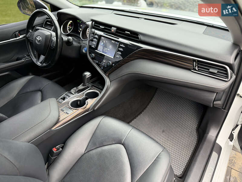 Седан Toyota Camry 2020 в Дніпрі фото 13 Седан Toyota Camry 2020 в Дніпрі