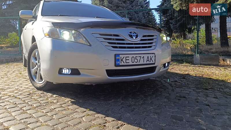 Седан Toyota Camry 2008 в Кропивницком