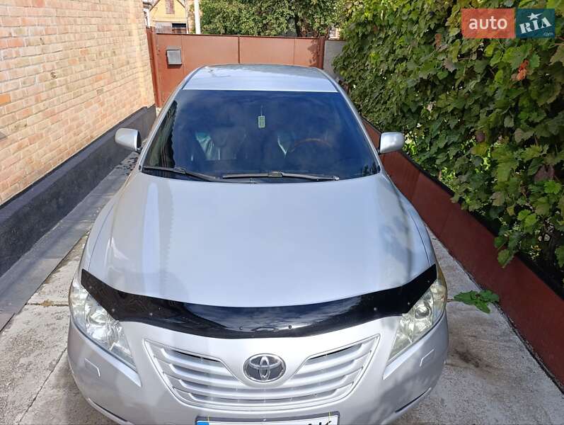 Седан Toyota Camry 2008 в Кропивницком