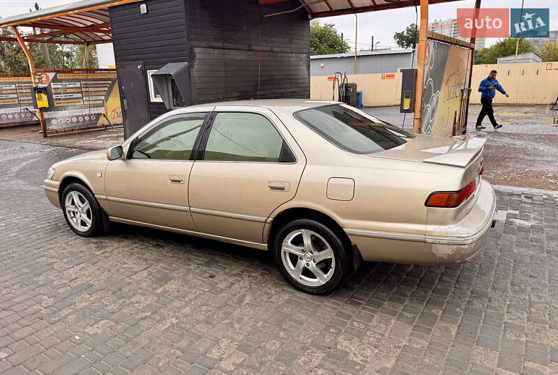 Седан Toyota Camry 1998 в Одессе фото 3 Седан Toyota Camry 1998 в Одессе
