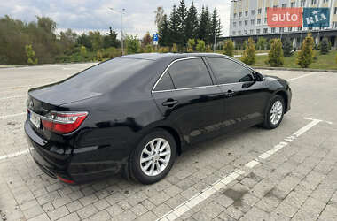 Седан Toyota Camry 2015 в 