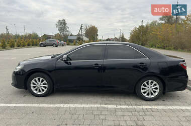 Седан Toyota Camry 2015 в 