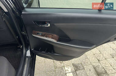 Седан Toyota Camry 2015 в 