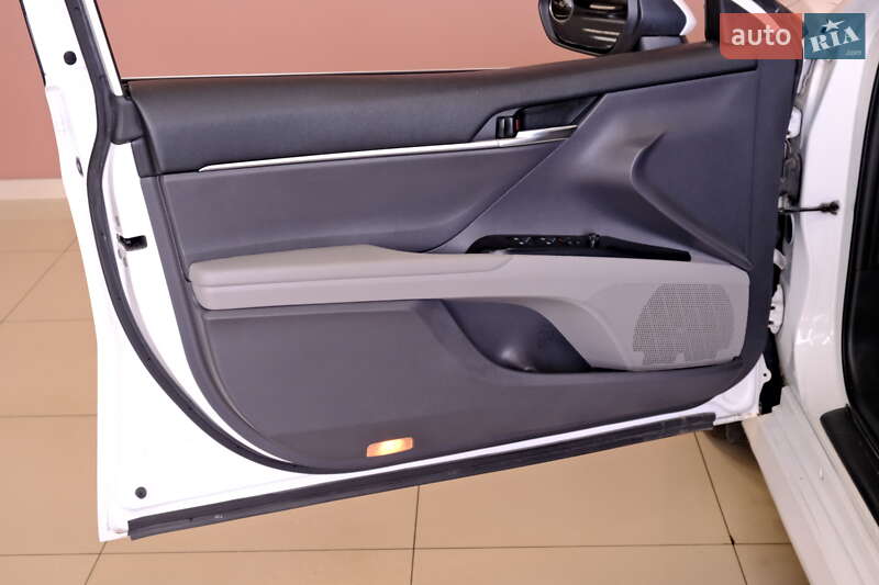 Седан Toyota Camry 2019 в Одессе фото 31 Седан Toyota Camry 2019 в Одессе