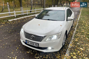 Седан Toyota Camry 2011 в 
