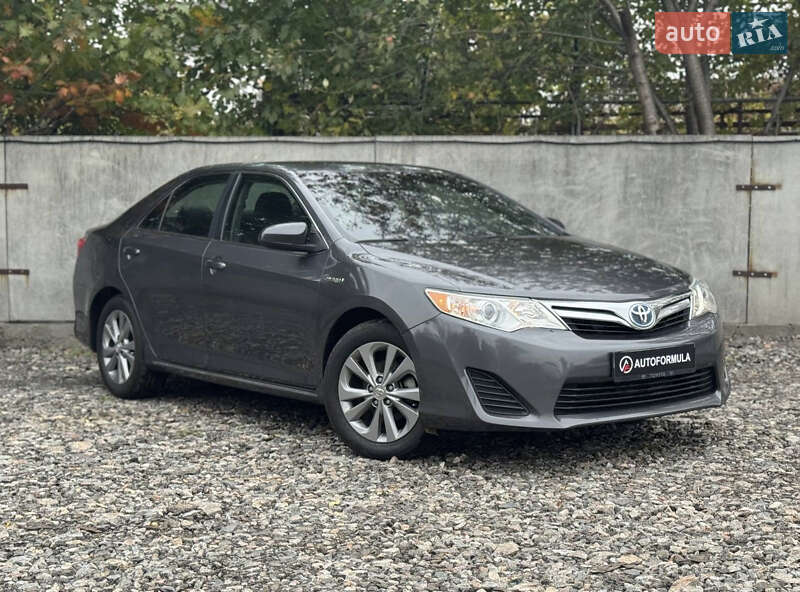 Toyota Camry 2012