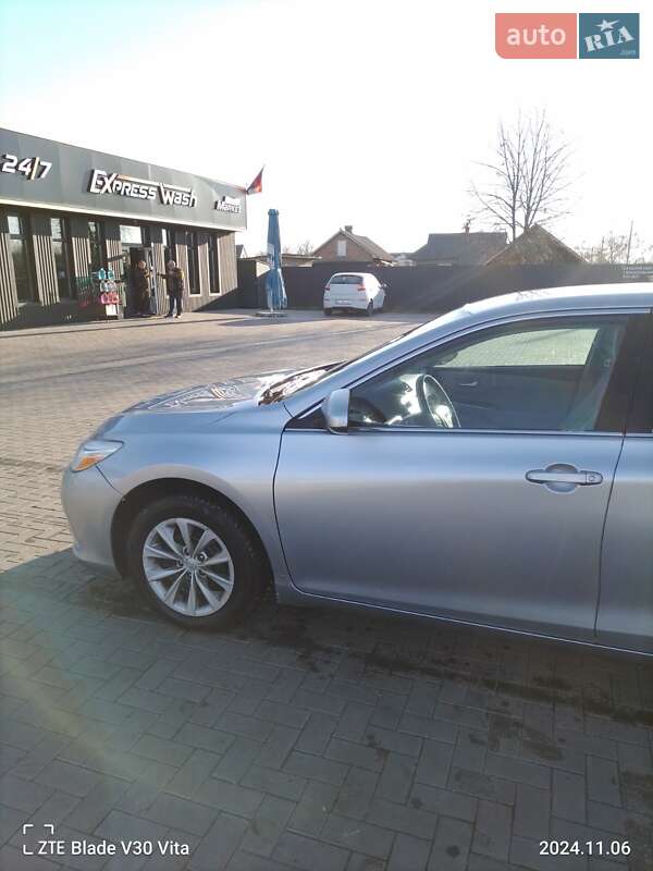 Седан Toyota Camry 2014 в Львове