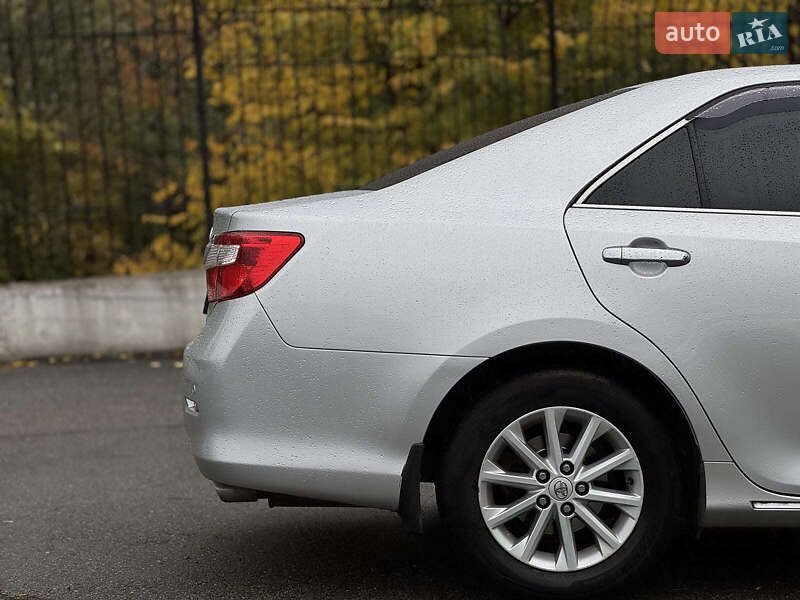 Седан Toyota Camry 2012 в Киеве фото 13 Седан Toyota Camry 2012 в Киеве