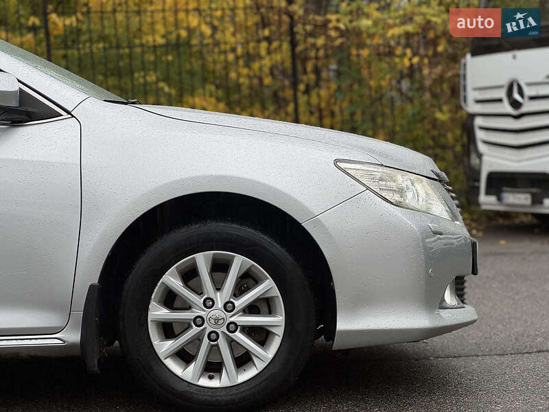 Седан Toyota Camry 2012 в Киеве фото 15 Седан Toyota Camry 2012 в Киеве