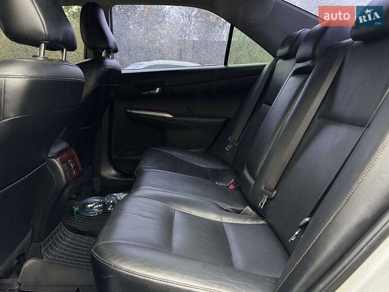 Седан Toyota Camry 2012 в Киеве фото 37 Седан Toyota Camry 2012 в Киеве