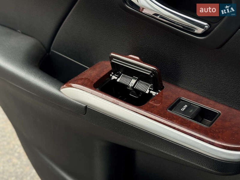 Седан Toyota Camry 2012 в Киеве фото 40 Седан Toyota Camry 2012 в Киеве