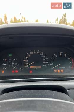 Седан Toyota Camry 1998 в  фото 15 Седан Toyota Camry 1998 в
