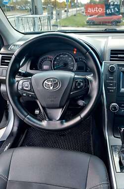 Седан Toyota Camry 2015 в 