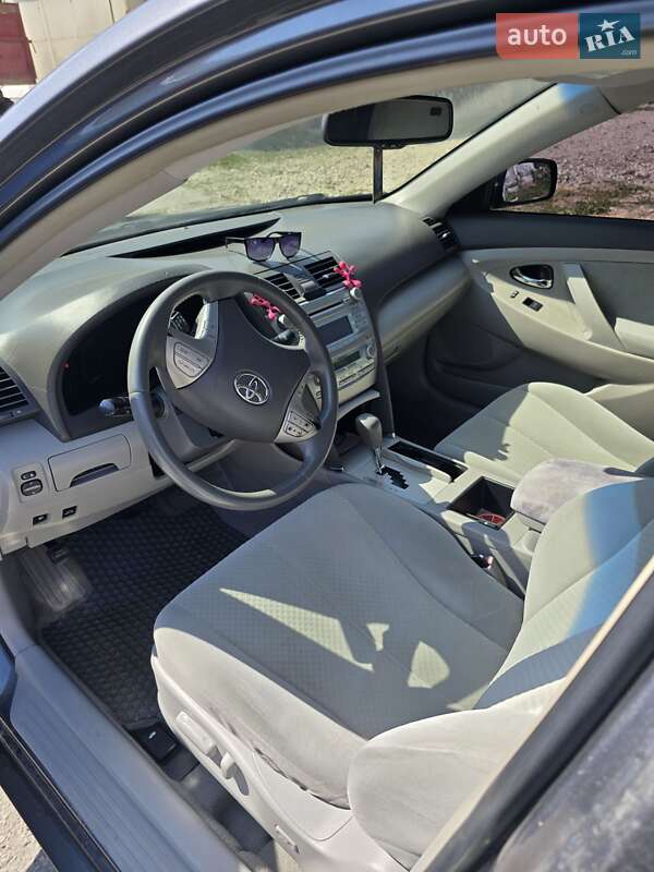 Седан Toyota Camry 2007 в Збаражі