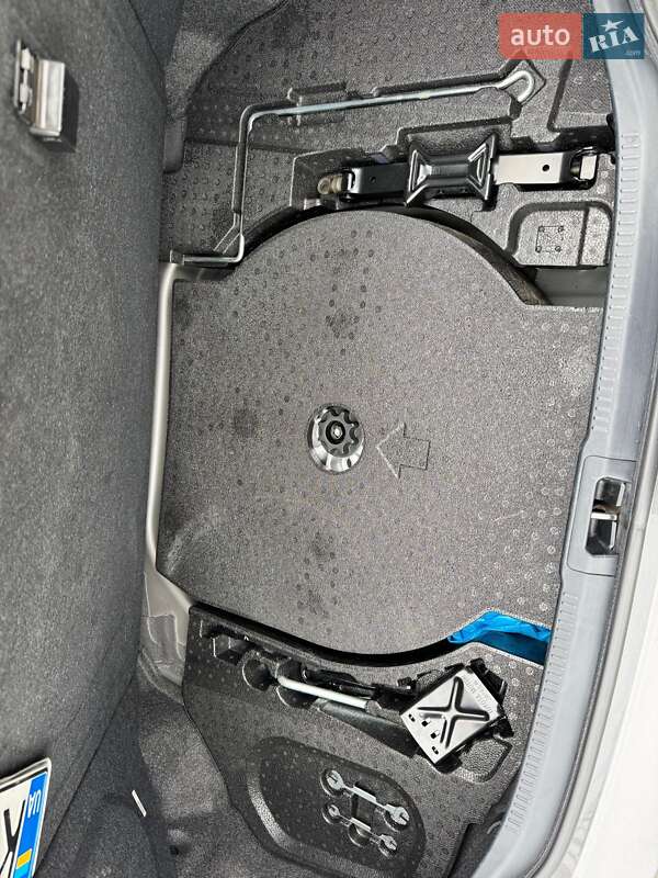 Седан Toyota Camry 2014 в Дніпрі фото 15 Седан Toyota Camry 2014 в Дніпрі